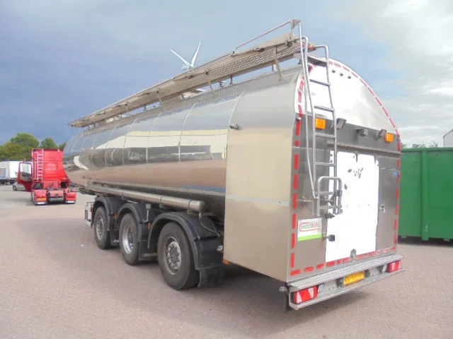 Magyar S43 EDD NL KENTEKEN - Полуприцеп-цистерна: фото 4 Magyar S43 EDD NL KENTEKEN - Полуприцеп-цистерна: фото 4