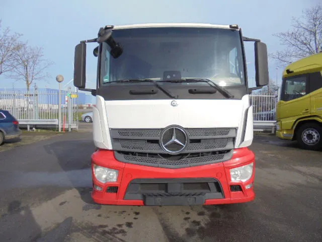 Mercedes-Benz Actros 2340 6X2 EUR 6 - Грузовик-шасси: фото 2 Mercedes-Benz Actros 2340 6X2 EUR 6 - Грузовик-шасси: фото 2