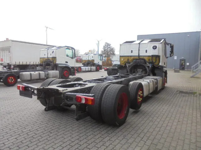 Mercedes-Benz Actros 2340 LL 6X2 - Автовоз: фото 4 Mercedes-Benz Actros 2340 LL 6X2 - Автовоз: фото 4