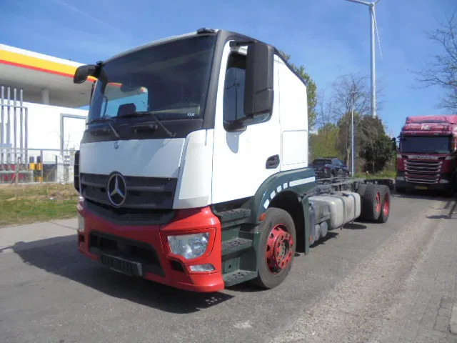 Автовоз Mercedes-Benz Actros 2340 LL: фото 1