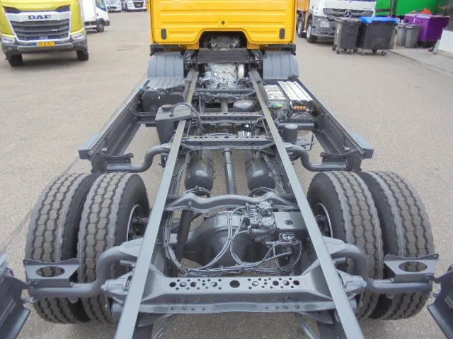 Mercedes-Benz Atego 1518 NEW DEMO MET FABRIEKS GARANTIE NL KENTEKEN - Грузовик-шасси: фото 5 Mercedes-Benz Atego 1518 NEW DEMO MET FABRIEKS GARANTIE NL KENTEKEN - Грузовик-шасси: фото 5