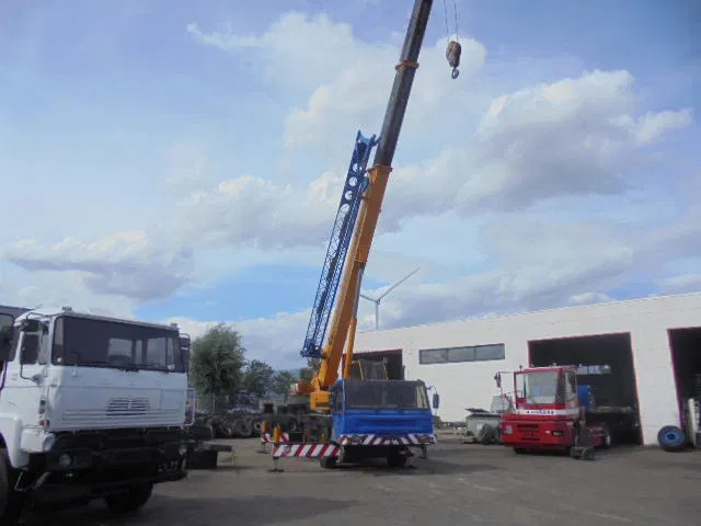 PPM ATT 350 4X4X4 - Вседорожный кран: фото 2 PPM ATT 350 4X4X4 - Вседорожный кран: фото 2