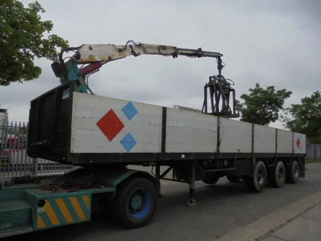 Pacton TPD 347 - Полуприцеп бортовой/ Платформа: фото 1 Pacton TPD 347 - Полуприцеп бортовой/ Платформа: фото 1