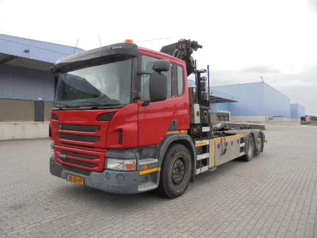 Scania P400 6X2 - Крюковой мультилифт, Автоманипулятор: фото 4 Scania P400 6X2 - Крюковой мультилифт, Автоманипулятор: фото 4