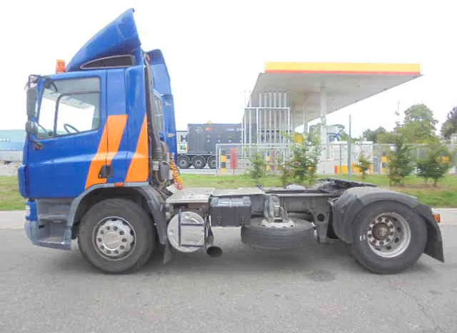 DAF CF 75.270 CF 75 HANDGESCHAKELD NL TRUCK TUV -APK 12--5-2026 - Тягач: фото 2 DAF CF 75.270 CF 75 HANDGESCHAKELD NL TRUCK TUV -APK 12--5-2026 - Тягач: фото 2