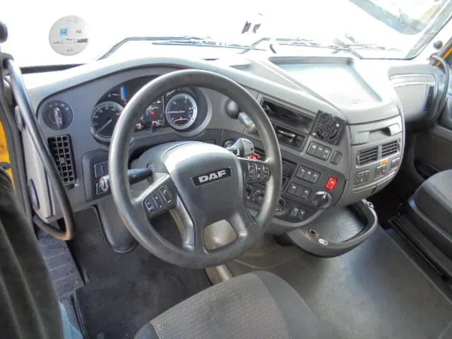 Тягач DAF XF 440: фото 8