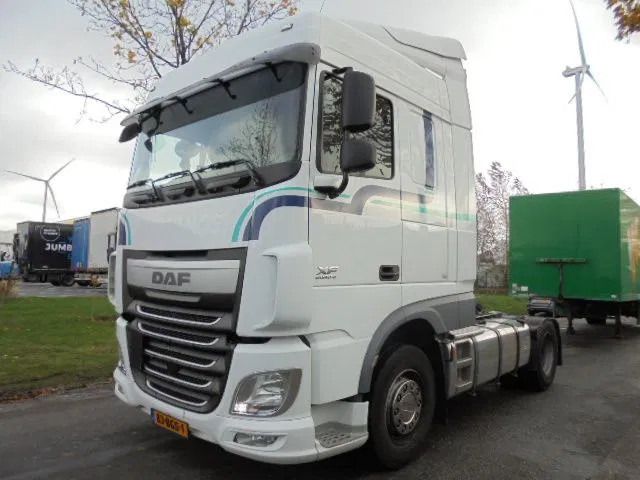 DAF XF 440 SPACE CAB - Тягач: фото 1 DAF XF 440 SPACE CAB - Тягач: фото 1