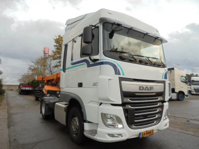 DAF XF 440 SPACE CAB - Тягач: фото 3 DAF XF 440 SPACE CAB - Тягач: фото 3