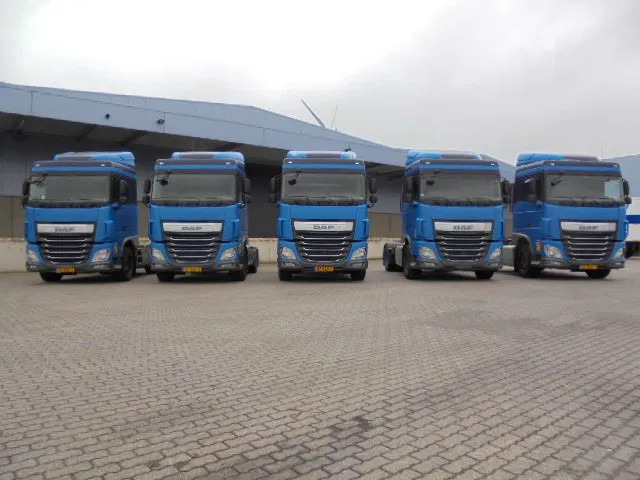 DAF XF XF 106 SPACECAB - Тягач: фото 2 DAF XF XF 106 SPACECAB - Тягач: фото 2