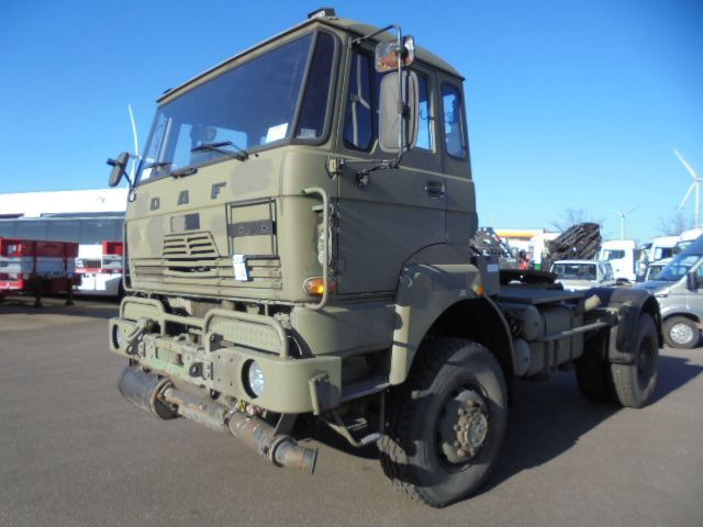 DAF YA YTV 2300 4X4 +WSK - Тягач: фото 1 DAF YA YTV 2300 4X4 +WSK - Тягач: фото 1