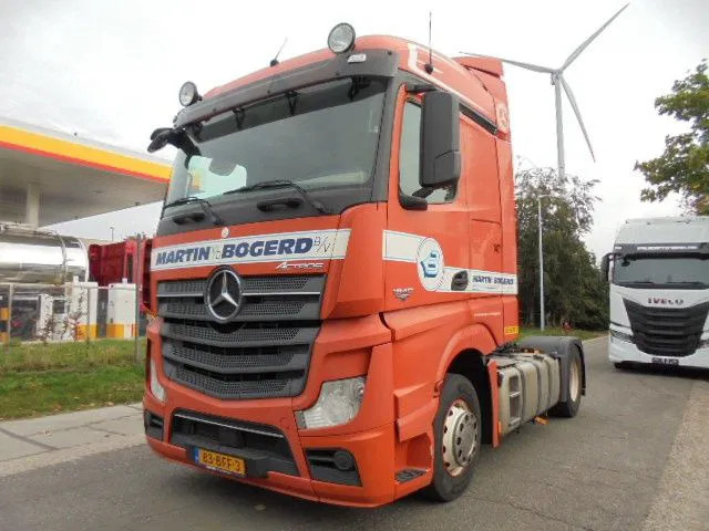 Mercedes-Benz Actros 1840 EURO 6 - Тягач: фото 1 Mercedes-Benz Actros 1840 EURO 6 - Тягач: фото 1
