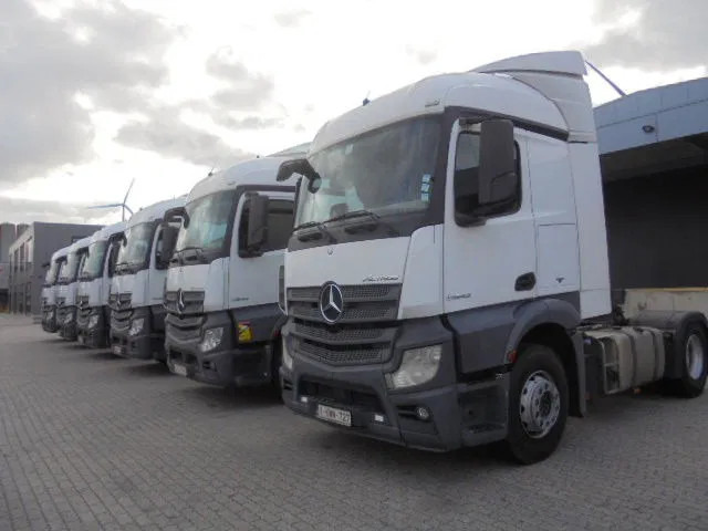 Mercedes-Benz Actros 1943 BELGIUM REGISTRATION TUV 06-2026 12X IN STOCK - Тягач: фото 4 Mercedes-Benz Actros 1943 BELGIUM REGISTRATION TUV 06-2026 12X IN STOCK - Тягач: фото 4