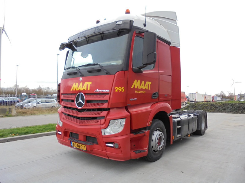 Mercedes-Benz Actros 1943 - Тягач: фото 1 Mercedes-Benz Actros 1943 - Тягач: фото 1