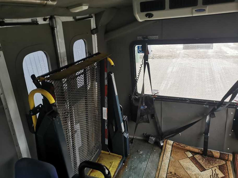 Микроавтобус, Пассажирский фургон Ford E 450 diesel passenger van: фото 11 Микроавтобус, Пассажирский фургон Ford E 450 diesel passenger van: фото 11