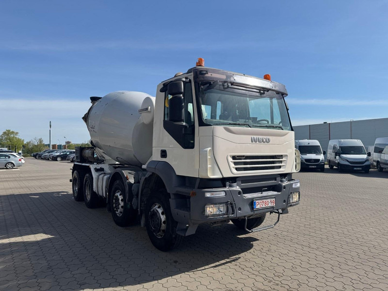 Iveco Trakker 410 - Автобетоносмеситель: фото 2 Iveco Trakker 410 - Автобетоносмеситель: фото 2
