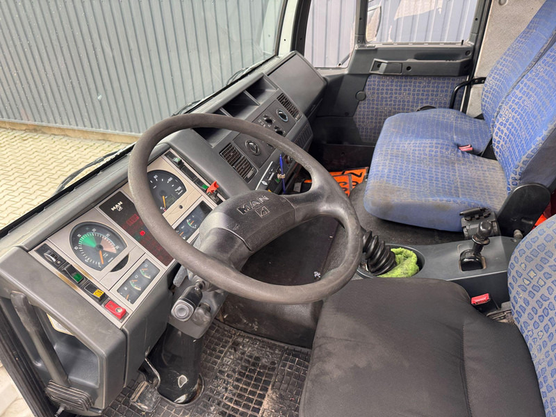 MAN FE 18.280, 13300 l - Грузовик-цистерна: фото 5 MAN FE 18.280, 13300 l - Грузовик-цистерна: фото 5