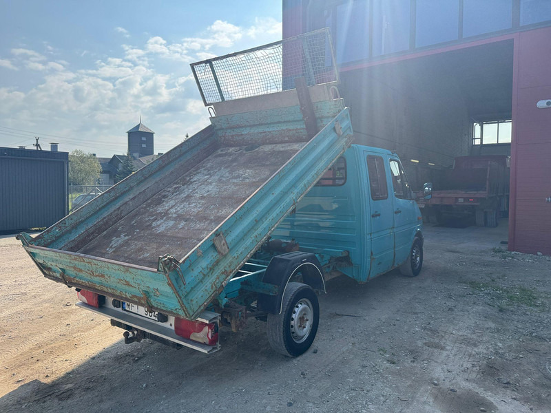 Mercedes-Benz Sprinter 310 - Малотоннажный самосвал: фото 3 Mercedes-Benz Sprinter 310 - Малотоннажный самосвал: фото 3