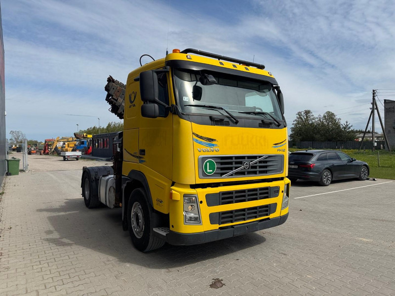 Volvo FH 12 +Hiab 220-5 + Remote control - Тягач: фото 3 Volvo FH 12 +Hiab 220-5 + Remote control - Тягач: фото 3