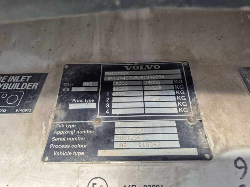 Тягач Volvo Fh12.420: фото 12 Тягач Volvo Fh12.420: фото 12