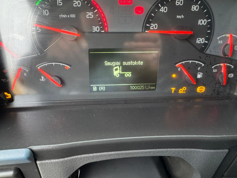 Грузовик-цистерна для транспортировки молока Volvo FM 400: фото 8