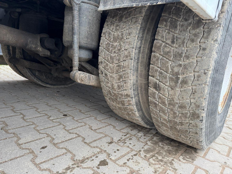 Грузовик-цистерна для транспортировки молока Volvo FM 400: фото 16