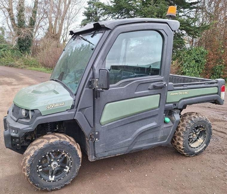 John Deere XUV 865M - Квадроцикл: фото 3 John Deere XUV 865M - Квадроцикл: фото 3