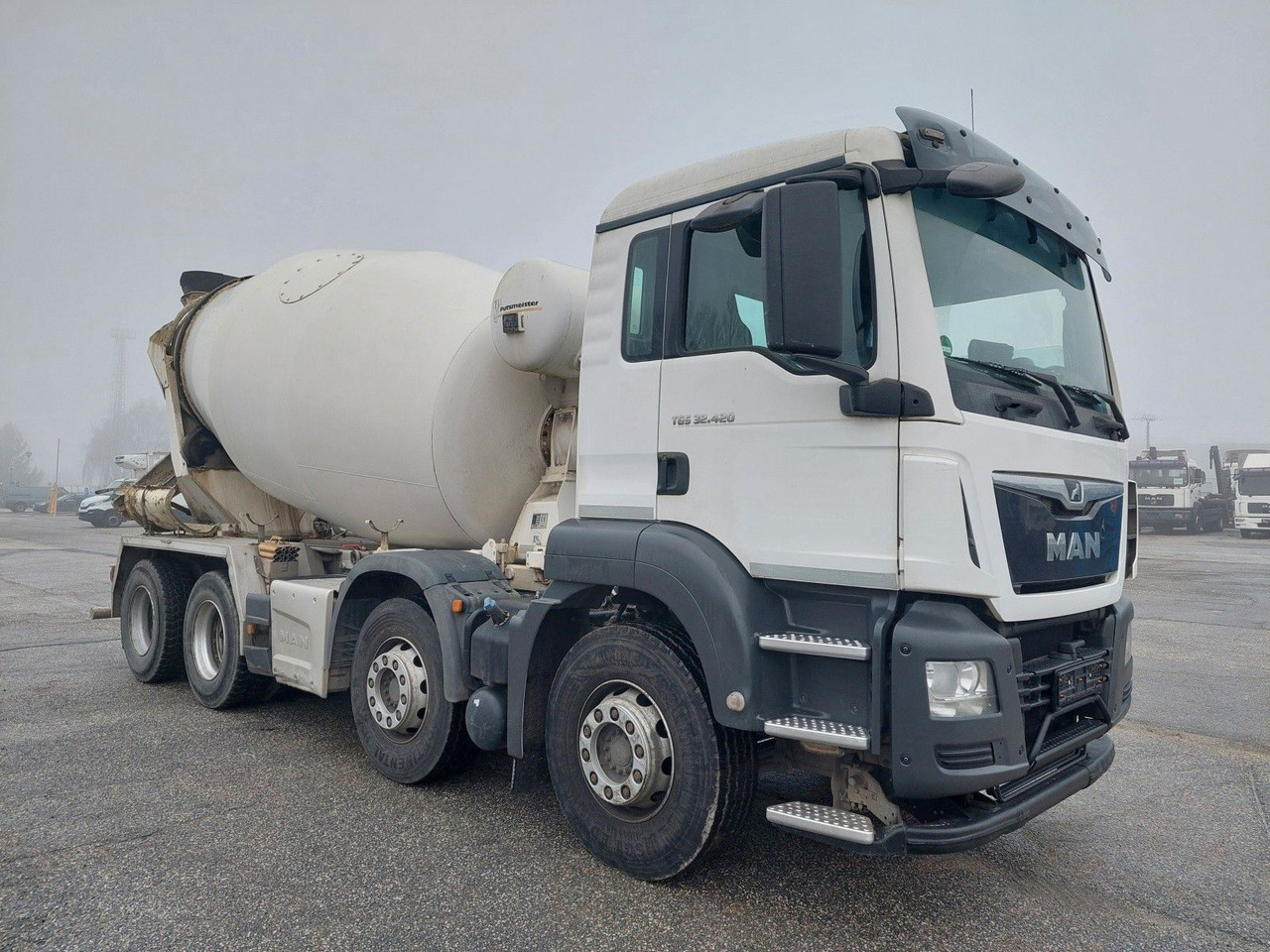 MAN TGS 32.420 BB Intermix 9m3 8x4 - Автобетоносмеситель: фото 2 MAN TGS 32.420 BB Intermix 9m3 8x4 - Автобетоносмеситель: фото 2