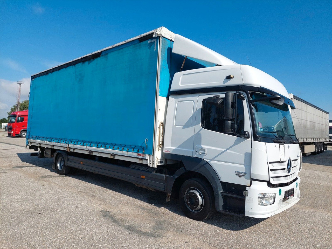 Mercedes-Benz Atego 1223 L/NR - Тентованный грузовик: фото 2 Mercedes-Benz Atego 1223 L/NR - Тентованный грузовик: фото 2