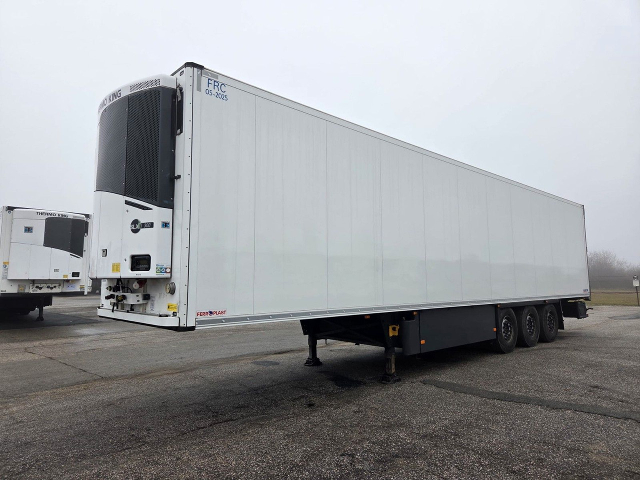 Schmitz Cargobull SKO24 ThermoKing SLXi 300 - Полуприцеп-рефрижератор: фото 1 Schmitz Cargobull SKO24 ThermoKing SLXi 300 - Полуприцеп-рефрижератор: фото 1