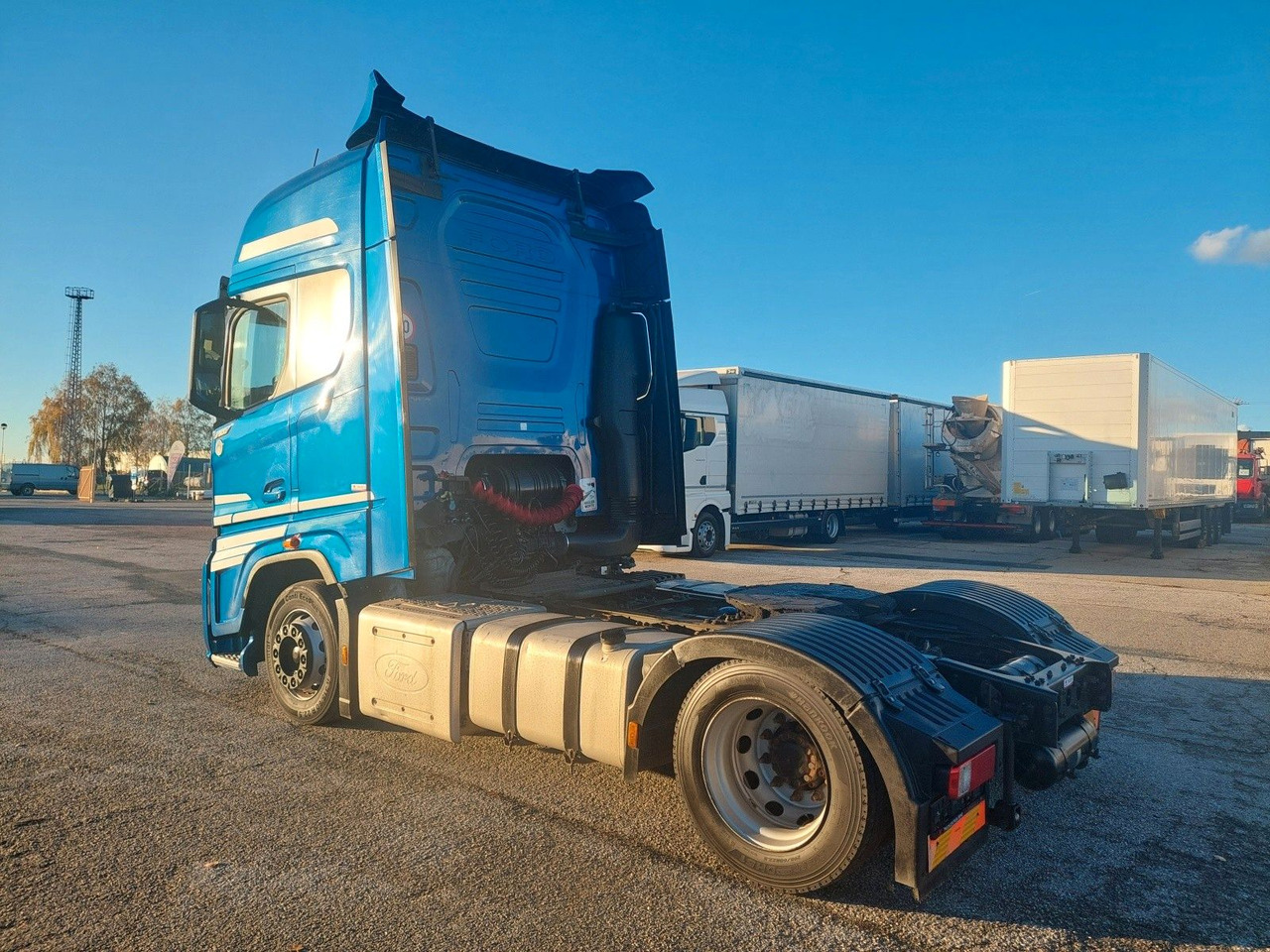 Ford F-Max 1850 LL - Тягач: фото 3 Ford F-Max 1850 LL - Тягач: фото 3