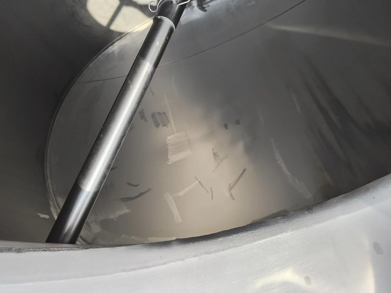 Полуприцеп-цистерна для транспортировки молока ETA 25000L INSULATED INOX TANK - 2 COMP: фото 14