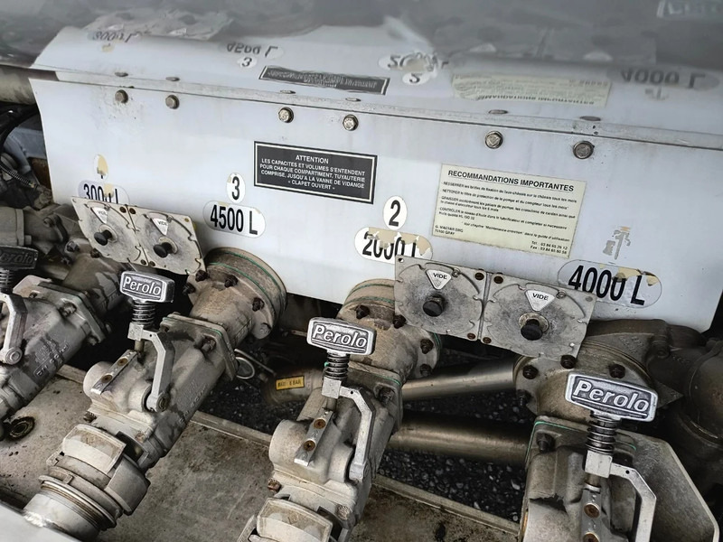 Renault Premium 280 13500L FUEL / CARBURANT TRUCK - 4 COMP/ A LAMES в лизинг Renault Premium 280 13500L FUEL / CARBURANT TRUCK - 4 COMP/ A LAMES: фото 15