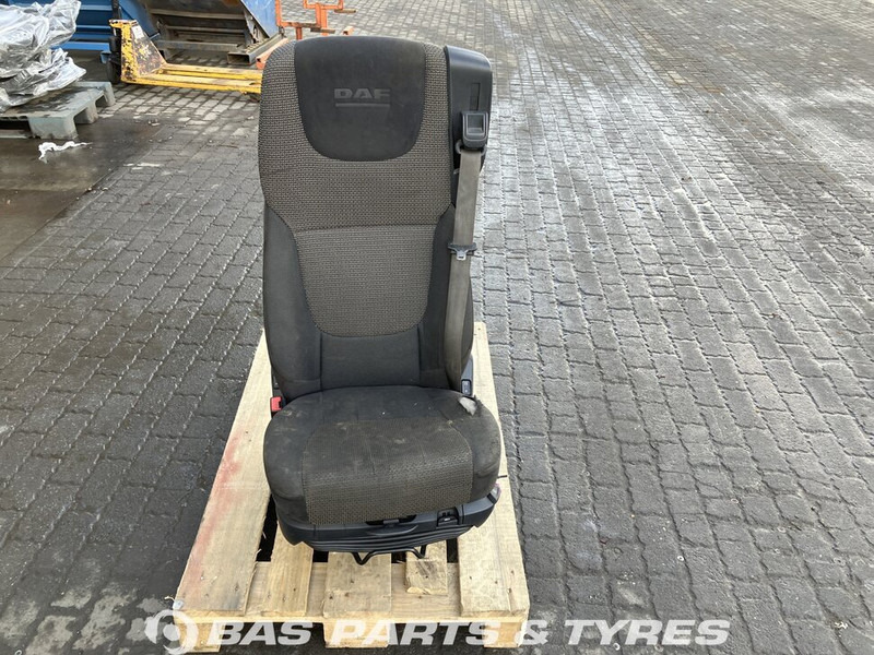 DAF CF Euro 6 Bestuurdersstoel DAF 1978886 - Сиденье для Грузовиков: фото 1 DAF CF Euro 6 Bestuurdersstoel DAF 1978886 - Сиденье для Грузовиков: фото 1