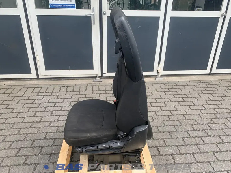 DAF XF106 Bestuurdersstoel DAF 2104652 - Сиденье для Грузовиков: фото 2 DAF XF106 Bestuurdersstoel DAF 2104652 - Сиденье для Грузовиков: фото 2