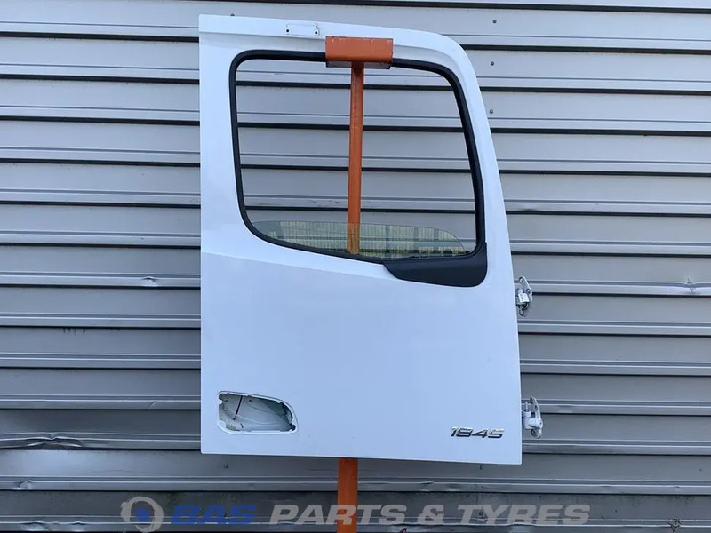 Mercedes-Benz Actros MP4 - Дверь и запчасти для Грузовиков: фото 1 Mercedes-Benz Actros MP4 - Дверь и запчасти для Грузовиков: фото 1
