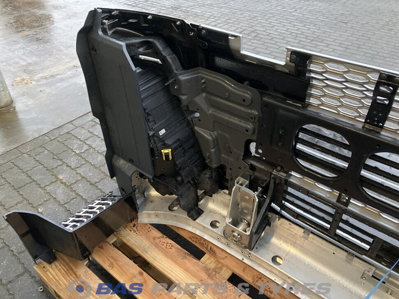 Volvo FH4B Bumper Volvo 82491840 - Бампер для Грузовиков: фото 5 Volvo FH4B Bumper Volvo 82491840 - Бампер для Грузовиков: фото 5