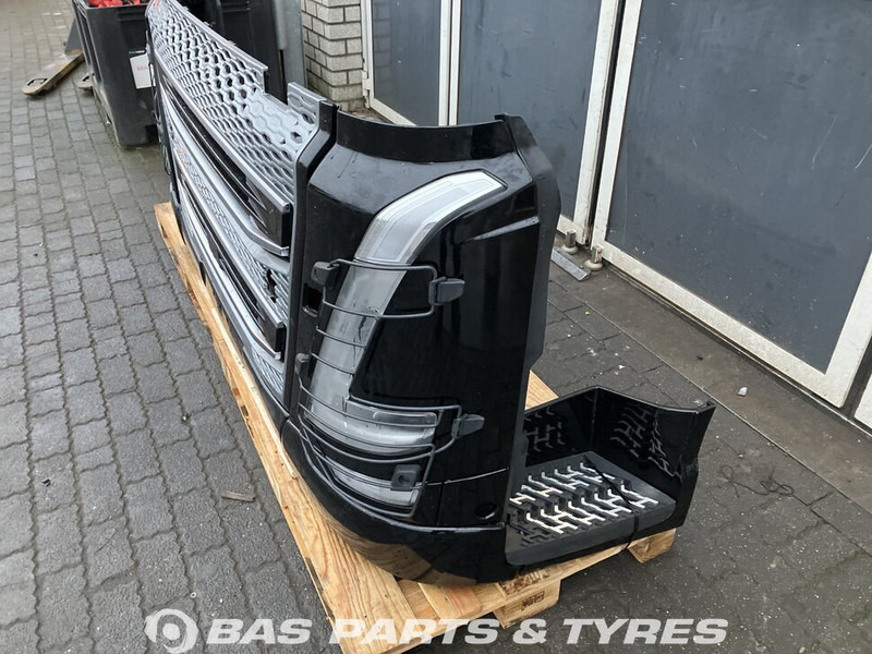 Volvo FH4B Bumper Volvo 82491840 - Бампер для Грузовиков: фото 2 Volvo FH4B Bumper Volvo 82491840 - Бампер для Грузовиков: фото 2