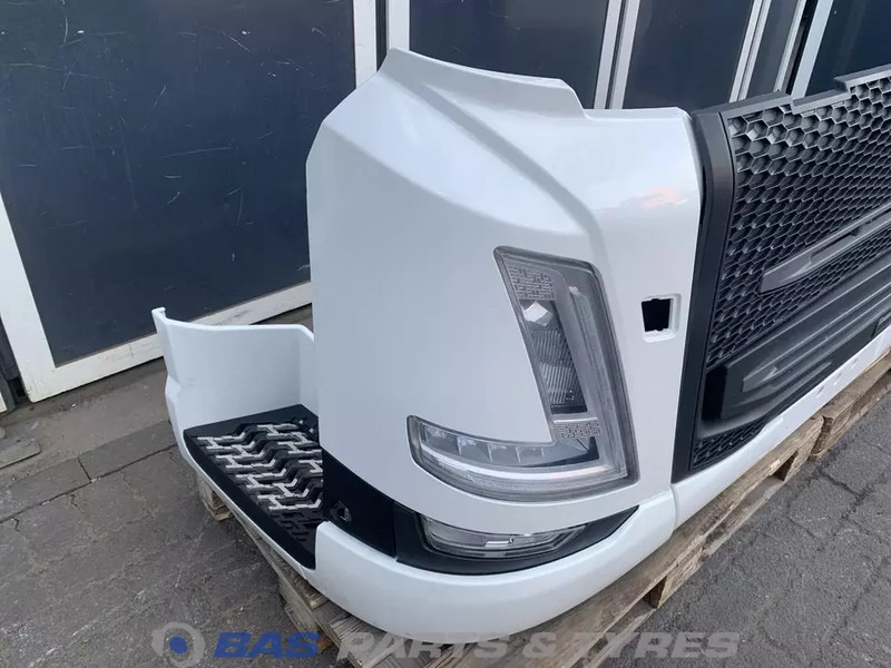 Volvo FM5 - Бампер для Грузовиков: фото 3 Volvo FM5 - Бампер для Грузовиков: фото 3