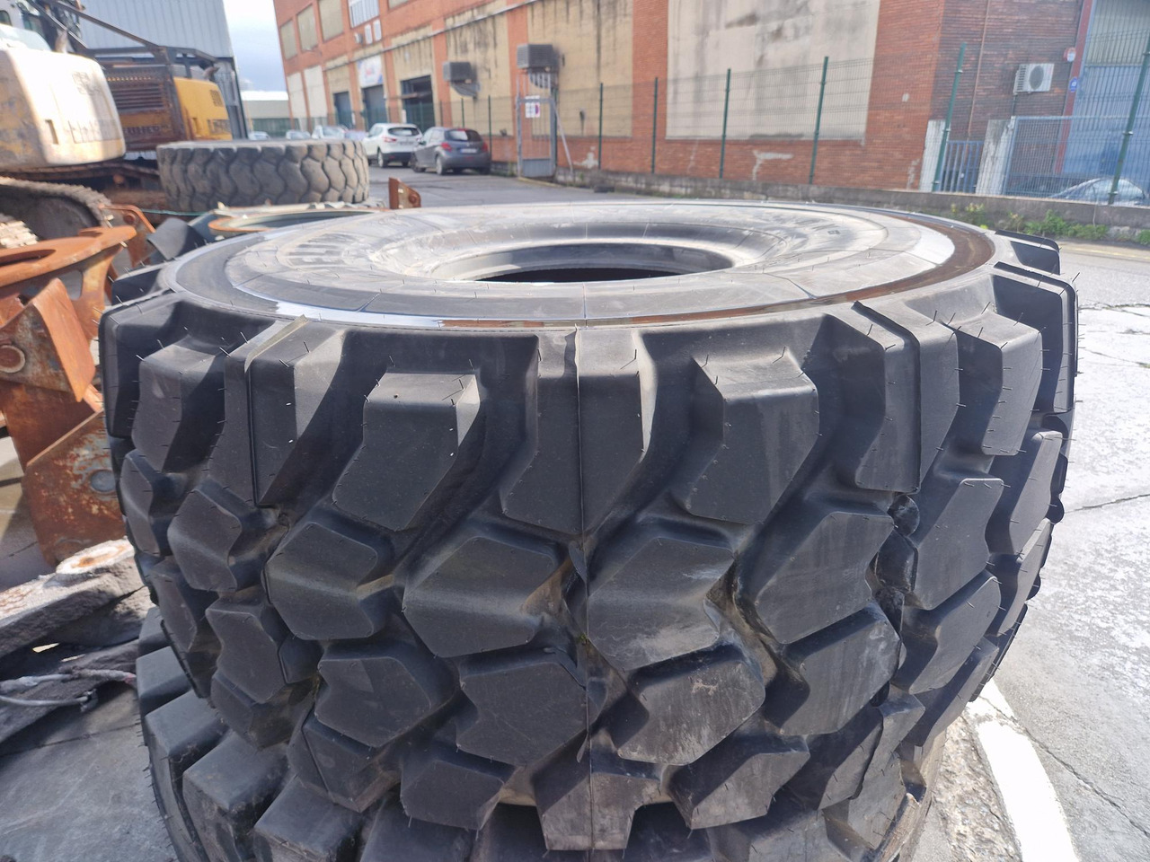 MICHELIN 29,5R25 SIN USAR - Колесо для Строительной техники: фото 1 MICHELIN 29,5R25 SIN USAR - Колесо для Строительной техники: фото 1