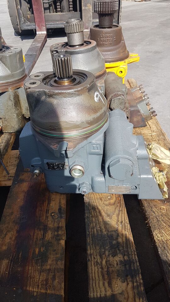MOTOR DE TRASLACION PARA LIEBHERR R914LI FMV075 - Гидравлический мотор: фото 1 MOTOR DE TRASLACION PARA LIEBHERR R914LI FMV075 - Гидравлический мотор: фото 1