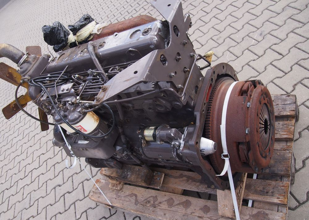 Części do Ciągnika Massey Ferguson MF 3000  Silnik 6 cylindrowy Perkins A6.354
Ciśnienie oleju na wolnych obrotach 4bary - Двигатель для Сельскохозяйственной техники: фото 1 Części do Ciągnika Massey Ferguson MF 3000  Silnik 6 cylindrowy Perkins A6.354
Ciśnienie oleju na wolnych obrotach 4bary - Двигатель для Сельскохозяйственной техники: фото 1