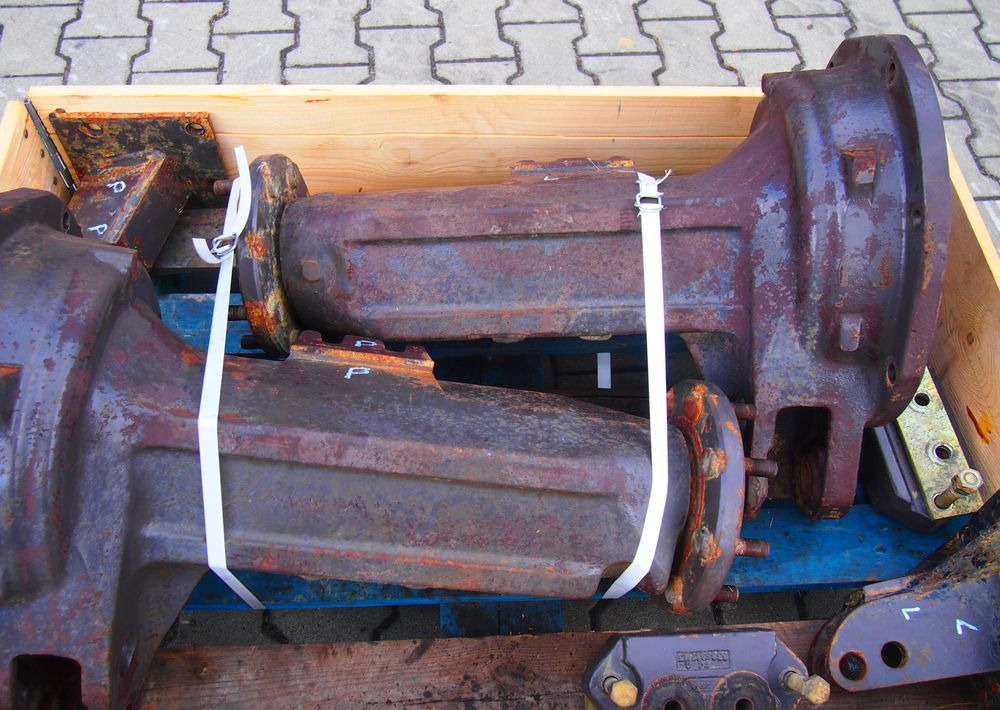 Części do Ciągnika Massey Ferguson MF 3060, 3070, 3080, 3090 Zwolnica tylna prawa i lewa do MF 3000, 6000 - Бортовой редуктор для Сельскохозяйственной техники: фото 1 Części do Ciągnika Massey Ferguson MF 3060, 3070, 3080, 3090 Zwolnica tylna prawa i lewa do MF 3000, 6000 - Бортовой редуктор для Сельскохозяйственной техники: фото 1