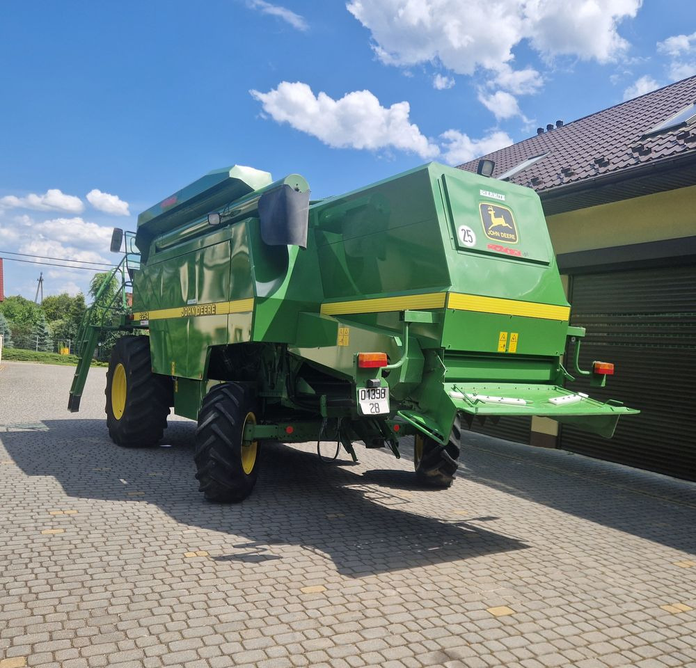 Kombajn zbożawy John deere 2254 2000 Kombajn John Deere JD - Зерноуборочный комбайн: фото 4 Kombajn zbożawy John deere 2254 2000 Kombajn John Deere JD - Зерноуборочный комбайн: фото 4