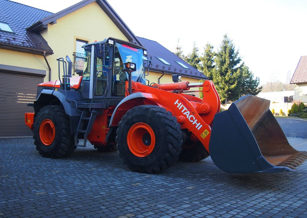 Ładowarka Hitachi ZW250 2010 Ładowarka Hitachi Waga, Centralne smarowanie - Колёсный погрузчик: фото 3 Ładowarka Hitachi ZW250 2010 Ładowarka Hitachi Waga, Centralne smarowanie - Колёсный погрузчик: фото 3