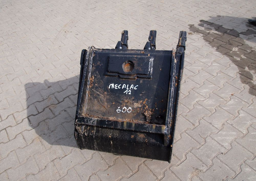 Wyposażenie Mecalac Mecalac 10, 11, 12, Łyżka kopiąca Mecalac 60cm - Ковш для экскаватора: фото 4 Wyposażenie Mecalac Mecalac 10, 11, 12, Łyżka kopiąca Mecalac 60cm - Ковш для экскаватора: фото 4