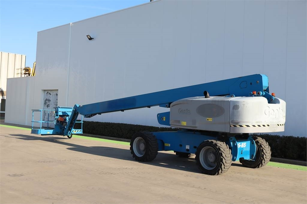 Genie S85 - Телескопический подъемник: фото 3 Genie S85 - Телескопический подъемник: фото 3