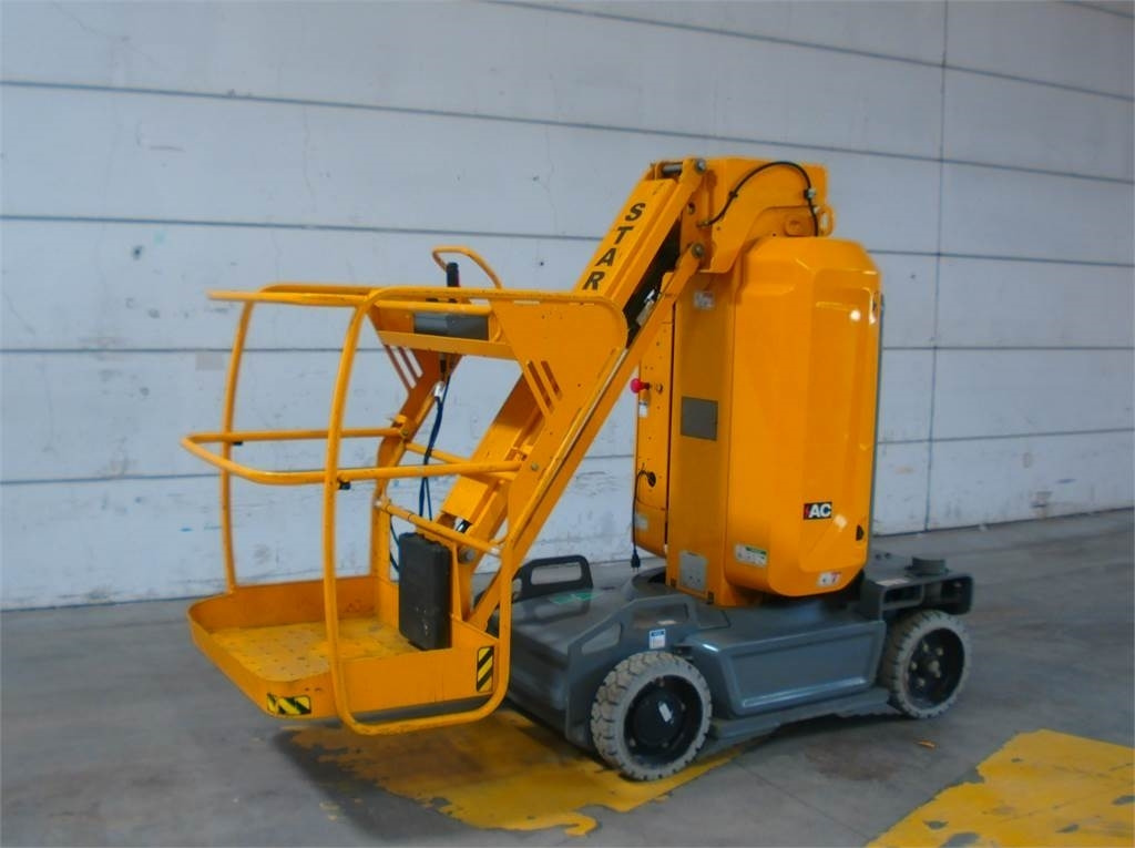 Haulotte STAR 10 - Вертикальный мачтовый подъемник: фото 2 Haulotte STAR 10 - Вертикальный мачтовый подъемник: фото 2