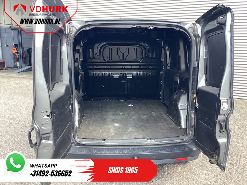 Fiat Dobló Cargo 1.6 MJ 105 pk 3Pers./ Airco/ Cruise/ Navi/ Trekhaak - Легковой фургон: фото 5 Fiat Dobló Cargo 1.6 MJ 105 pk 3Pers./ Airco/ Cruise/ Navi/ Trekhaak - Легковой фургон: фото 5