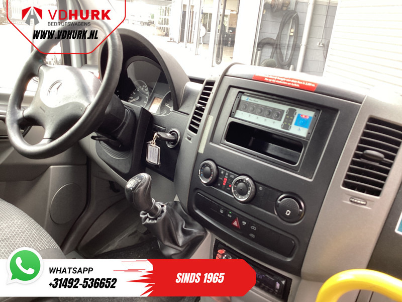 Mercedes-Benz Sprinter 313 2.2 CDI L2H2 €9922 Incl. BTW BPM VRIJ! EXPORT ONLY Combi/ 9 Persoons/ Kombi/ 9P/ Airco/ Rolstoellift - Микроавтобус, Пассажирский фургон: фото 3 Mercedes-Benz Sprinter 313 2.2 CDI L2H2 €9922 Incl. BTW BPM VRIJ! EXPORT ONLY Combi/ 9 Persoons/ Kombi/ 9P/ Airco/ Rolstoellift - Микроавтобус, Пассажирский фургон: фото 3
