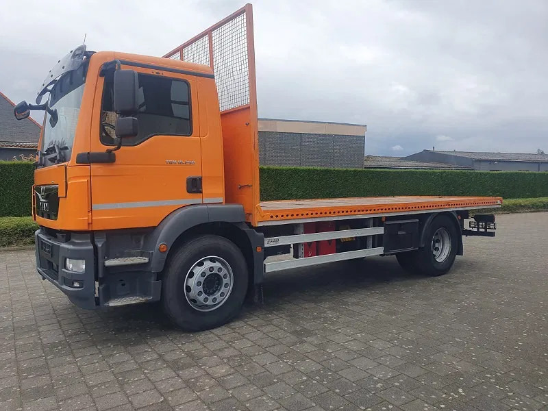 MAN TGM 18.290 - Грузовик бортовой/ Платформа: фото 3 MAN TGM 18.290 - Грузовик бортовой/ Платформа: фото 3